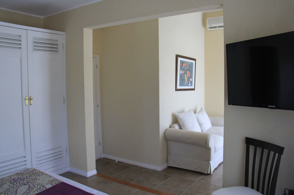 Joan Miró Hotel 3*